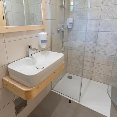 Planinska Koca Na Uskovnici Hotel Srednja Vas v Bohinju Exterior photo