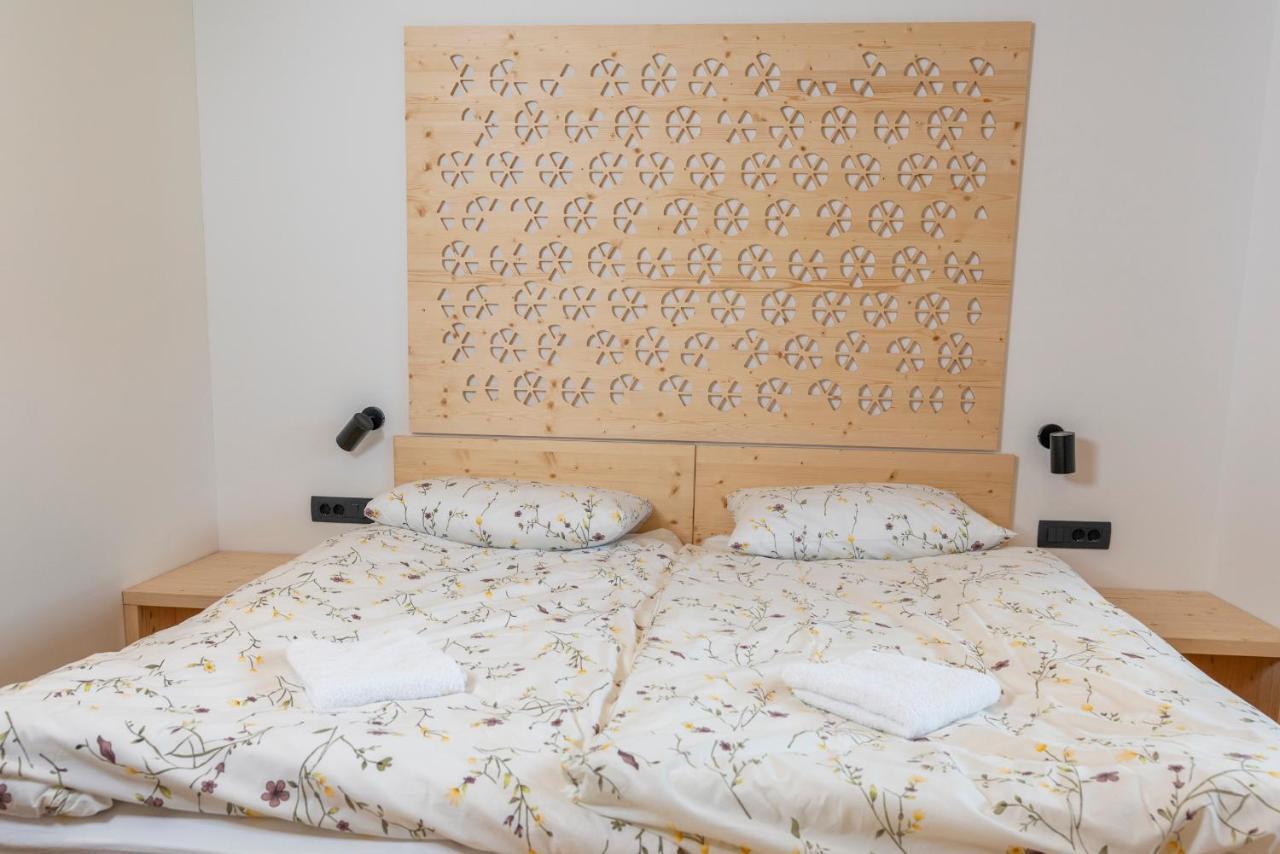 Hiša za goste Planinska Koca Na Uskovnici *